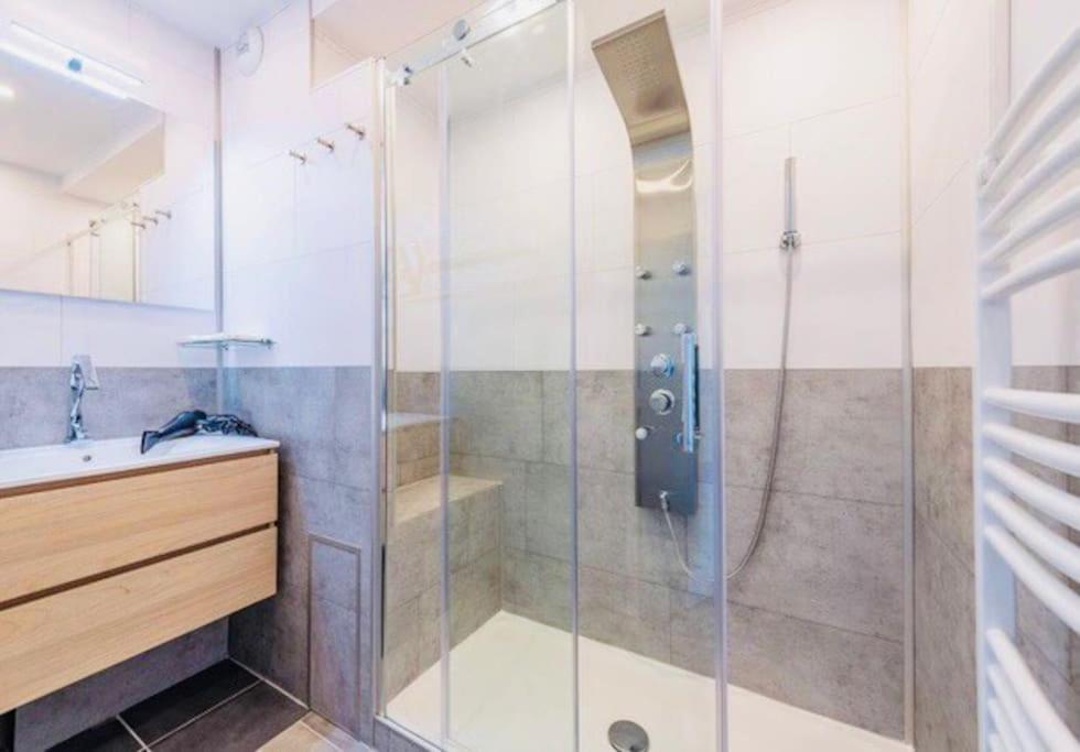Appartement Disney Avengers, 5 Min Des Parcs Magny-le-Hongre Exteriör bild
